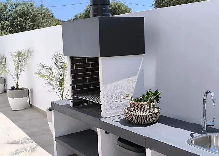 Valantina's & Mannouel Luxury * لاردوس