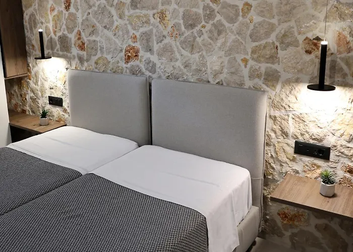 Valantina's & Mannouel Luxury * لاردوس