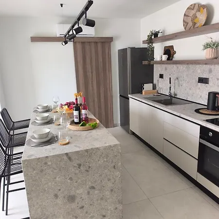 Villa Valantina's & Mannouel Luxury *