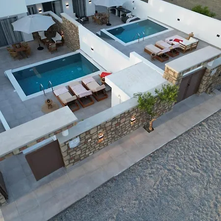 Valantina's & Mannouel Luxury Villa *