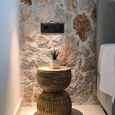 Villa Valantina's & Mannouel Luxury *