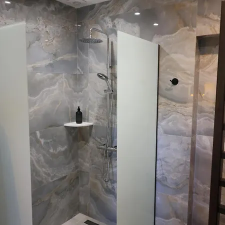 Valantina's & Mannouel Luxury *