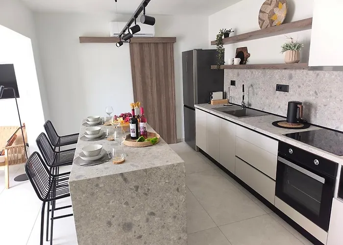 Вилла Valantina's & Mannouel Luxury *