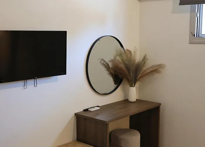 Valantina's & Mannouel Luxury Вилла *