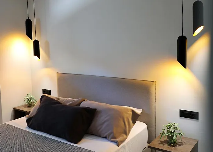 Valantina's & Mannouel Luxury Вилла *