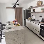 Villa Valantina's & Mannouel Luxury *