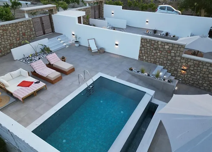 Valantina's & Mannouel Luxury Villa