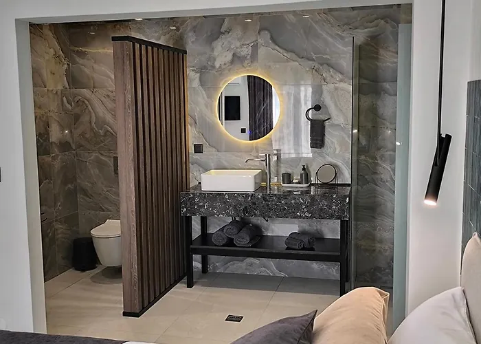 Valantina's & Mannouel Luxury Villa