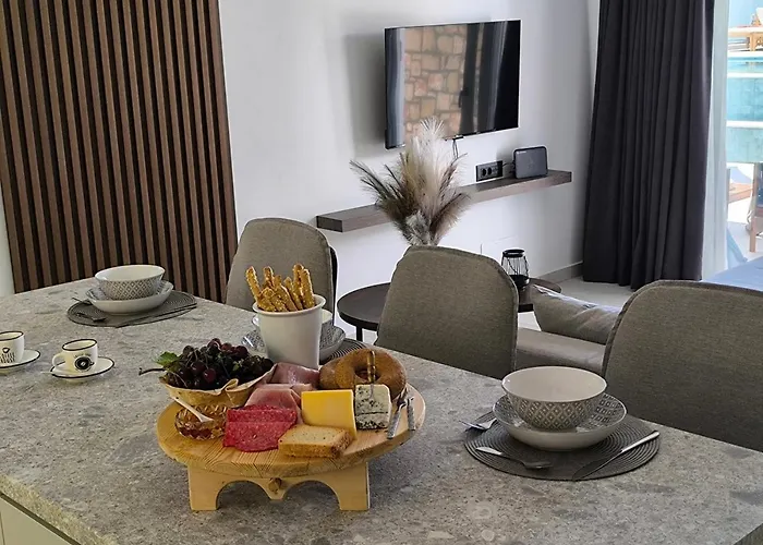 Valantina's & Mannouel Luxury Willa