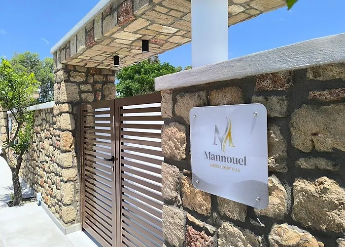 Valantina's & Mannouel Luxury Villa Lardos
