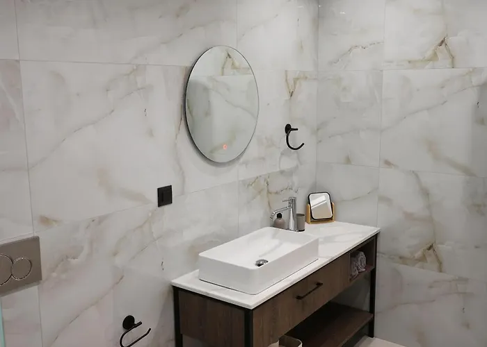 Valantina's & Mannouel Luxury